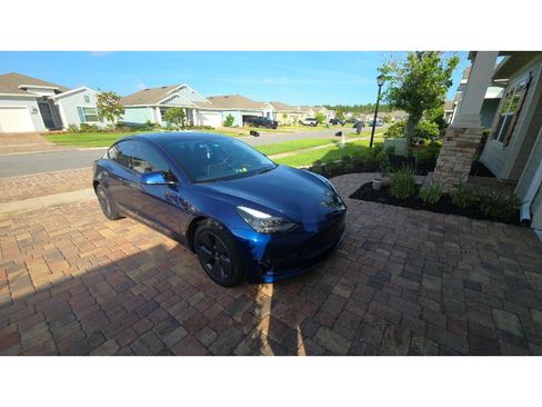 Used 2023 Tesla Model 3 Standard Range RWD image 2