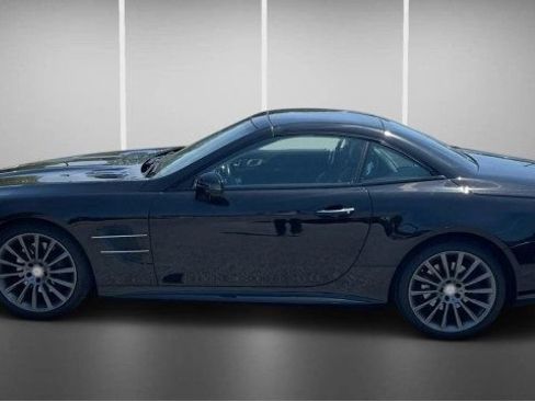 Used 2017 Mercedes-Benz SL 450 image 3