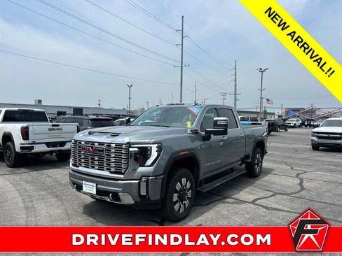 Used 2024 GMC Sierra 2500 Denali w/ Denali Reserve Package AWD/4WD image 1