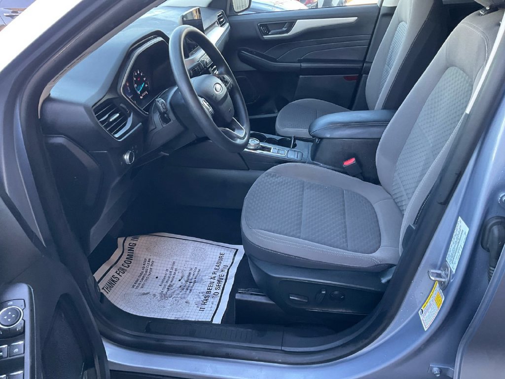 Used 2022 Ford Escape SE AWD/4WD image 3