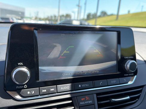 Used 2022 Nissan Altima 2.5 S FWD image 25