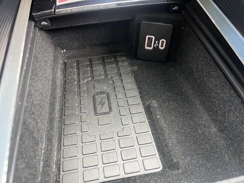 Used 2025 Lincoln Corsair Grand Touring w/ Equipment Group 301A image 37