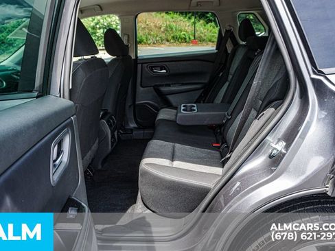 Used 2024 Nissan Rogue SV FWD image 21