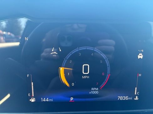 Used 2024 Chevrolet Trax RS w/ Driver Confidence Package image 9