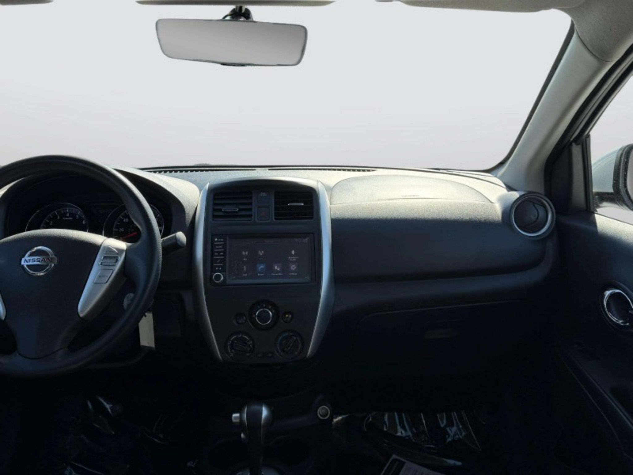 Used 2019 Nissan Versa SV FWD image 16