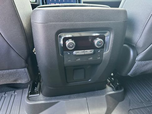 Used 2026 GMC Yukon AT4 w/ AT4 Premium Plus Package AWD/4WD image 24