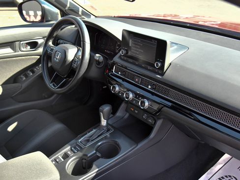 Used 2024 Honda Civic Sport image 40