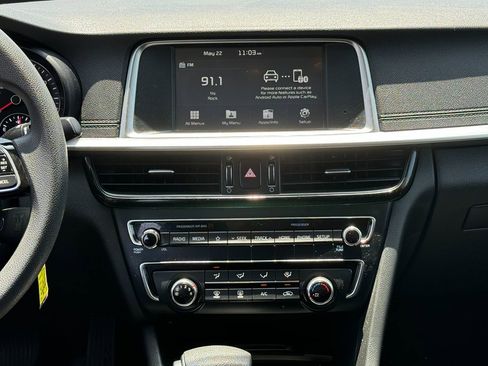 Used 2020 Kia Optima LX image 24