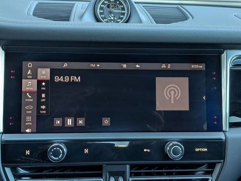 Certified 2023 Porsche Macan Turbo AWD/4WD image 14