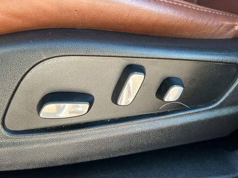 Used 2019 Cadillac XT5 Luxury image 17