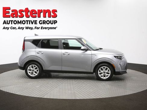 Used 2023 Kia Soul LX w/ Option Group 015 image 46