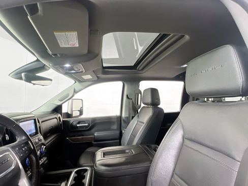 Used 2022 GMC Sierra 2500 Denali w/ Denali Ultimate Package image 22