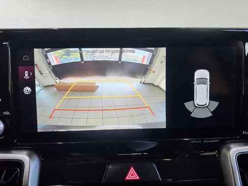 Certified 2022 Kia Sorento S w/ Panoramic Sunroof Package FWD image 17