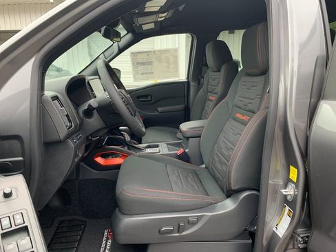 New 2026 Nissan Frontier PRO-4X w/ Pro-4x Convenience Package image 17