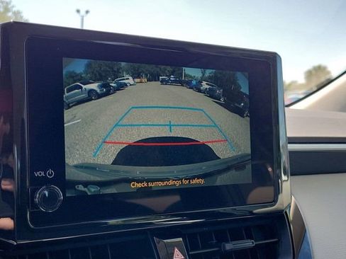 Used 2025 Toyota Corolla LE FWD image 26