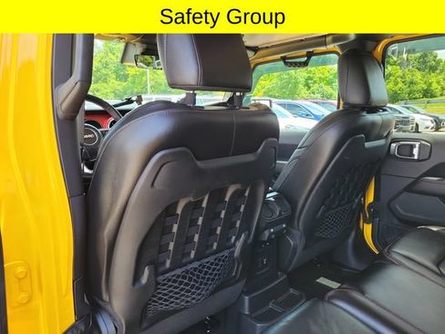 Used 2020 Jeep Wrangler Unlimited Rubicon w/ Dual Top Group AWD/4WD image 12