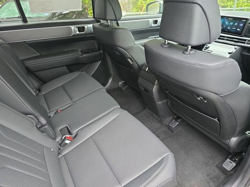 Used 2026 Hyundai Santa Fe SEL image 11