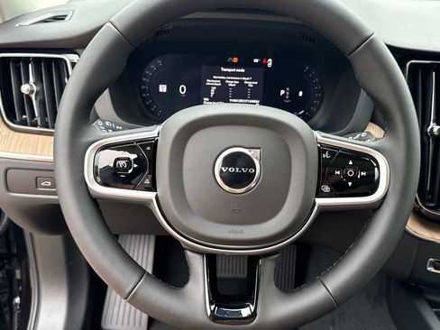 New 2026 Volvo XC60 B5 Plus w/ Climate Package image 26