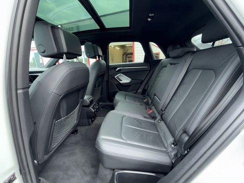 Used 2024 Audi Q3 2.0T Premium image 24