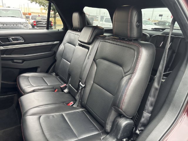 Used 2018 Ford Explorer Sport w/ Equipment Group 401A AWD/4WD image 32