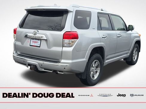 Used 2013 Toyota 4Runner SR5 image 6