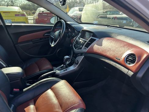 Used 2013 Chevrolet Cruze LT w/ Enhanced Safety Package image 34