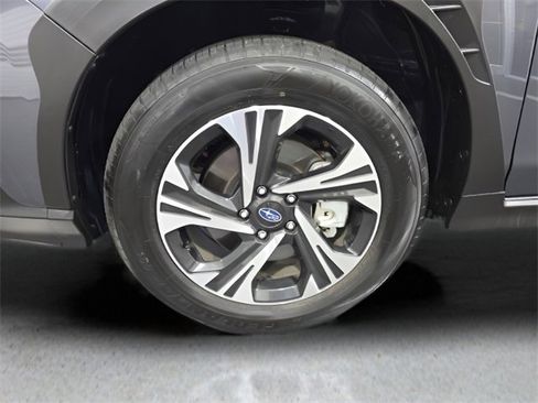 Certified 2025 Subaru Crosstrek 2.0i Premium image 8