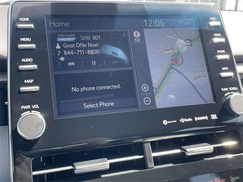 Used 2020 Toyota Avalon Limited image 18