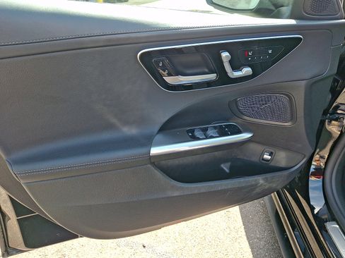Used 2022 Mercedes-Benz C 300 4MATIC Sedan image 12