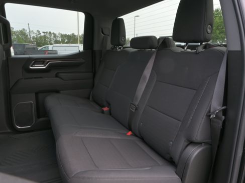 Used 2023 Chevrolet Silverado 1500 LT Trail Boss w/ Protection Package AWD/4WD image 11