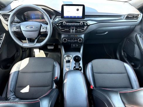 Used 2025 Ford Escape ST-Line AWD/4WD image 30