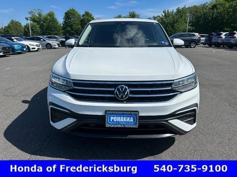 Used 2022 Volkswagen Tiguan SE FWD image 9