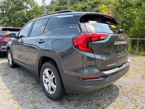 Used 2021 GMC Terrain SLE w/ Driver Convenience Package AWD/4WD image 11