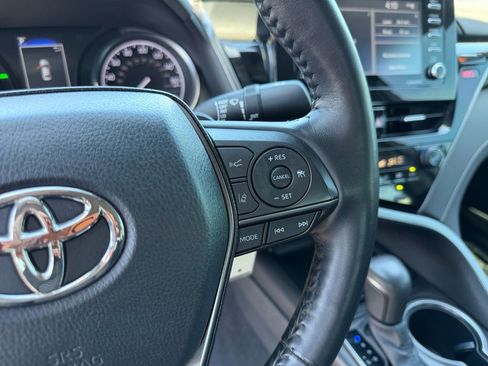 Used 2023 Toyota Camry SE w/ Cold Weather Package FWD image 17