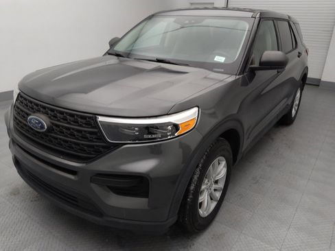 Used 2020 Ford Explorer image 15