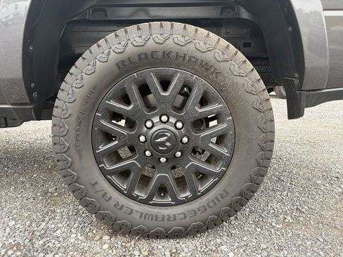 Used 2025 RAM 2500 Limited AWD/4WD image 16