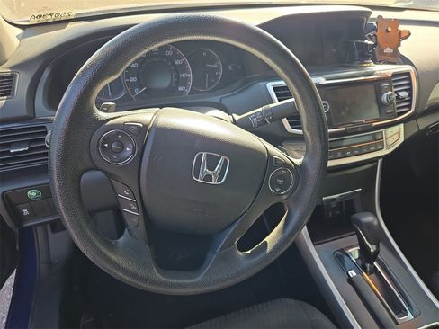 Used 2015 Honda Accord EX image 6