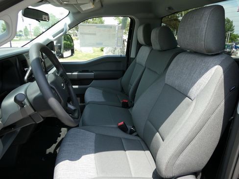 New 2025 Ford F350 XLT image 25