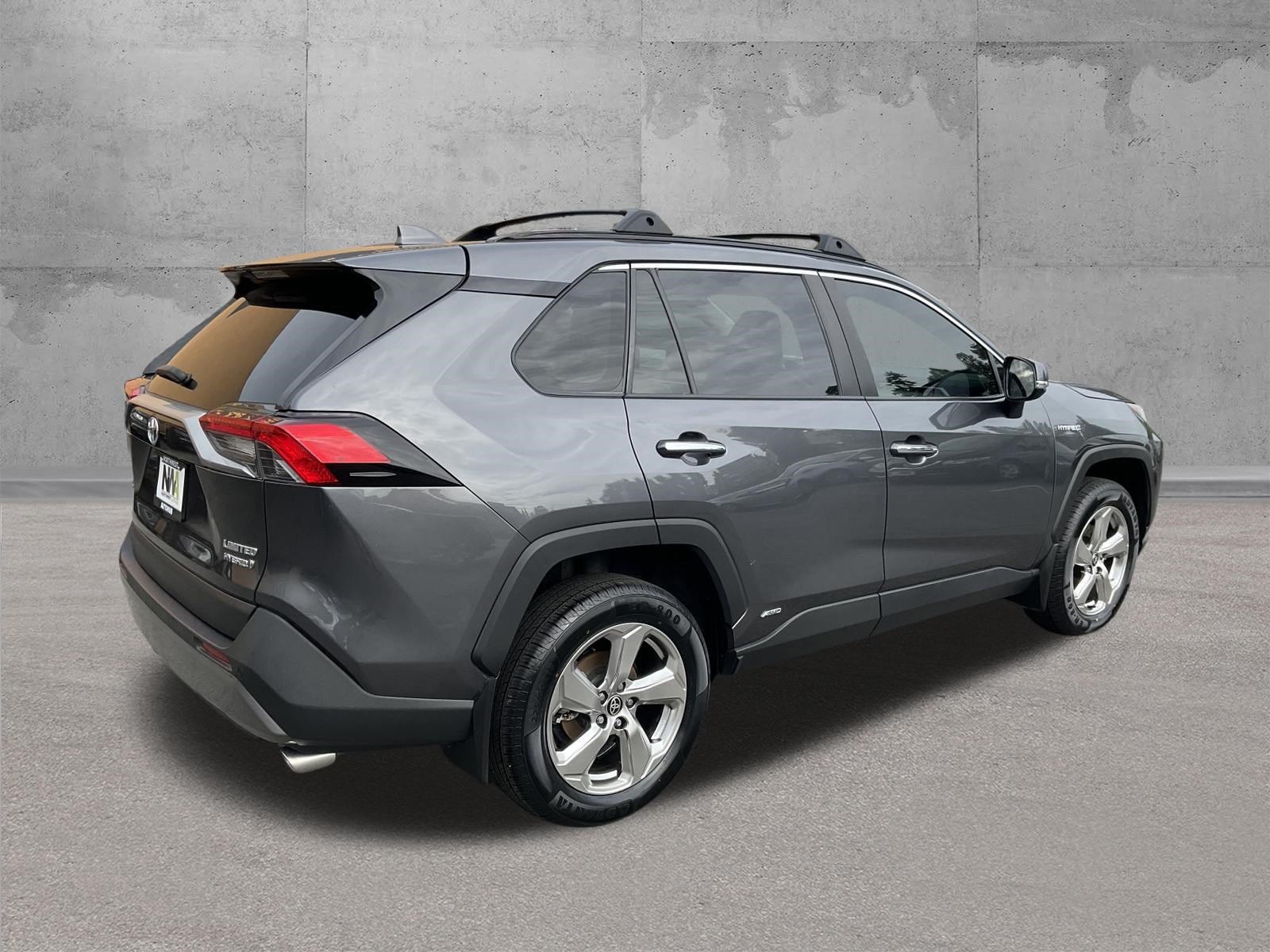 Used 2021 Toyota RAV4 Limited AWD/4WD image 3