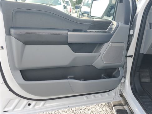 New 2025 Ford F150 Lariat w/ Equipment Group 501A Mid image 15