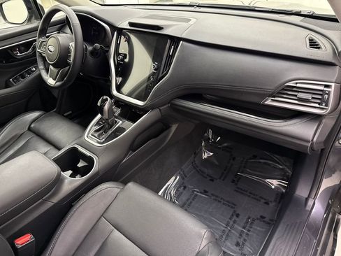 Used 2021 Subaru Outback Limited image 24