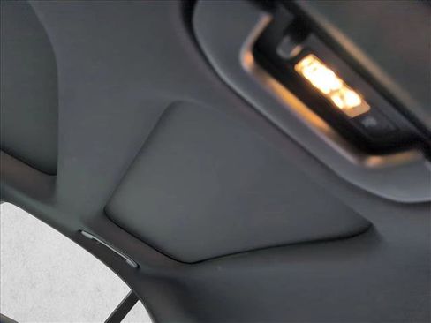 Used 2020 Mercedes-Benz E 350 Sedan image 20