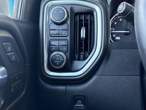 Used 2022 GMC Sierra 1500 SLT w/ SLT Premium Plus Package image 16