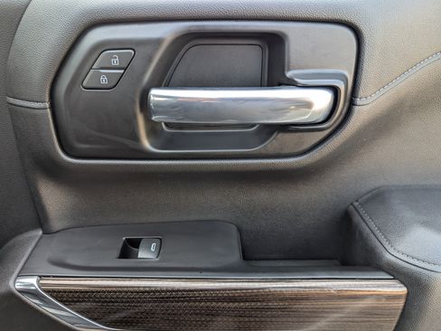 Used 2020 Chevrolet Silverado 1500 LT Trail Boss image 21