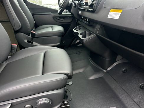 New 2026 Mercedes-Benz Sprinter 144 Cargo image 17