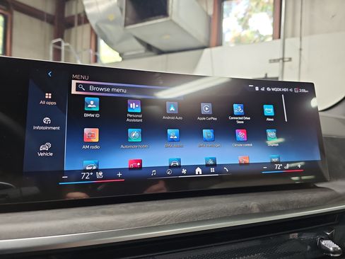 New 2026 BMW X5 xDrive40i w/ Climate Comfort Package image 24