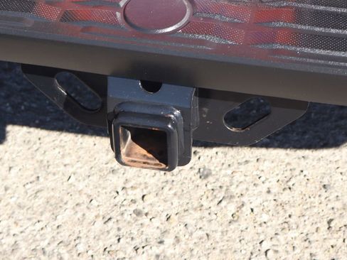 Used 2018 Toyota Tundra SR5 w/ SR5 Upgrade Package image 41