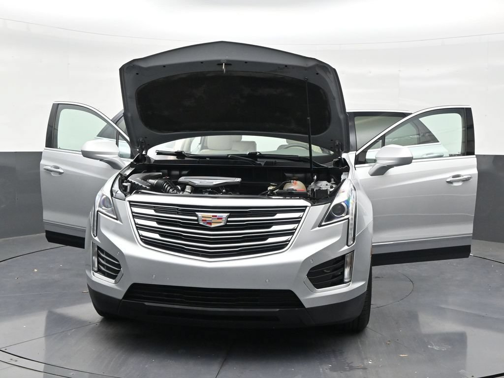 Used 2017 Cadillac XT5 Luxury w/ Driver Awareness Package FWD image 33
