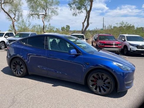 Used 2023 Tesla Model Y Performance AWD/4WD image 4
