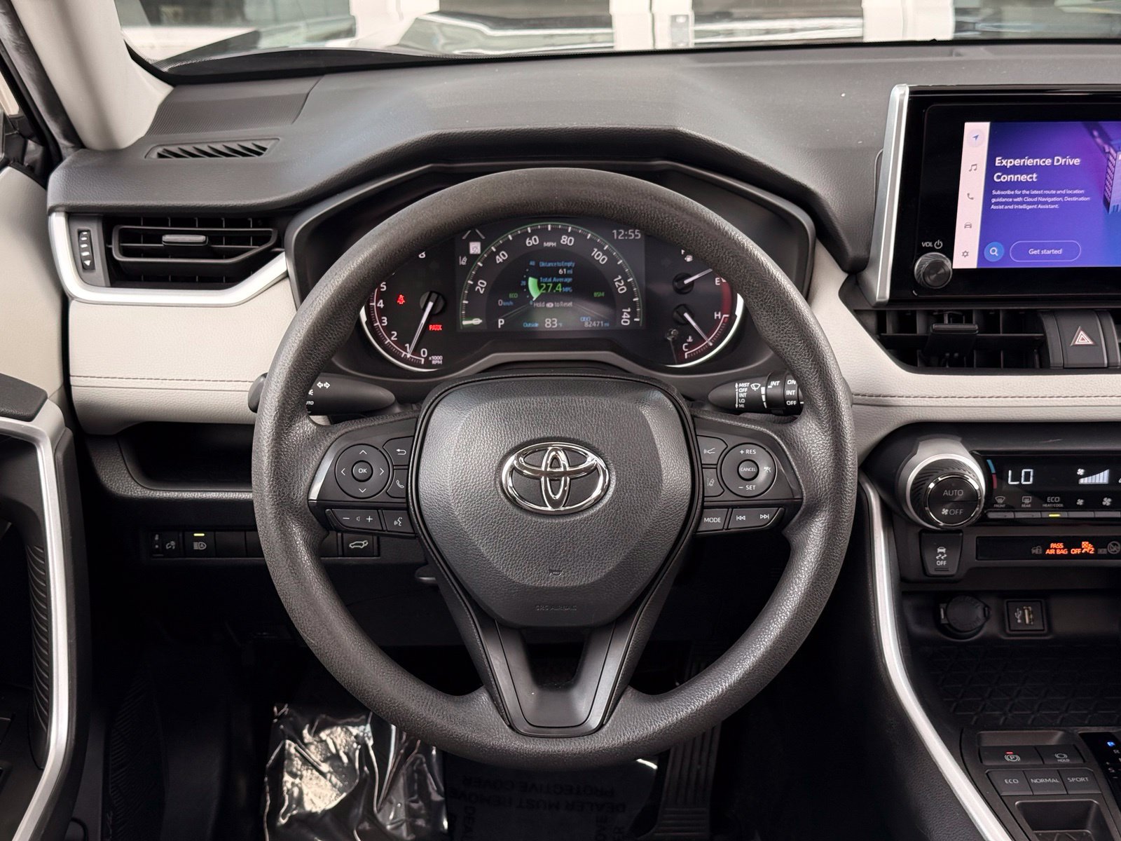 Used 2023 Toyota RAV4 XLE w/ Convenience Package FWD image 25